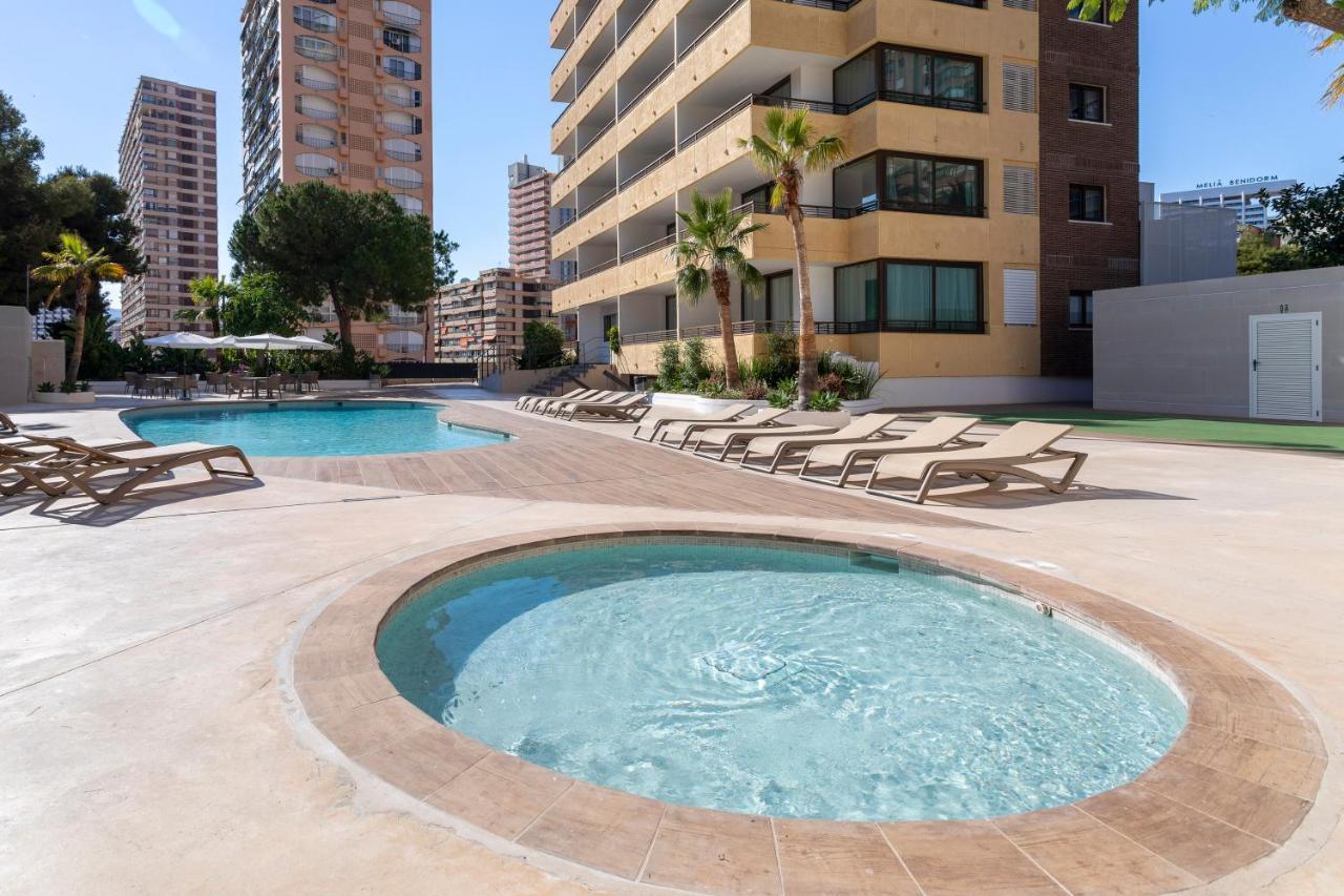 Halley Hotel & Apartments Affiliated By Melia Benidorm Eksteriør bilde